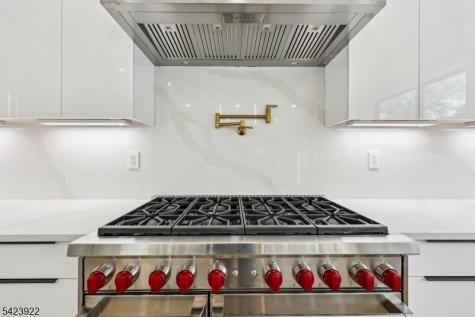 51 Albany Avenue Nutley NJ 07110