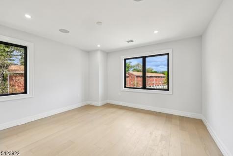 51 Albany Avenue Nutley NJ 07110