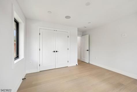 51 Albany Avenue Nutley NJ 07110