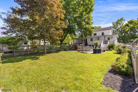 9 Jacksonburg Road Blairstown NJ 07825