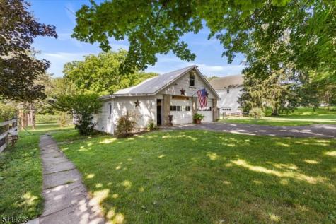 9 Jacksonburg Road Blairstown NJ 07825