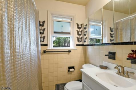 15 La Grande Avenue Fanwood NJ 07023