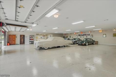 106 Mountain Top Road Lebanon NJ 08826
