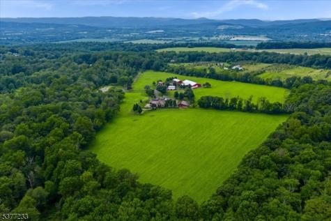 106 Mountain Top Road Lebanon NJ 08826
