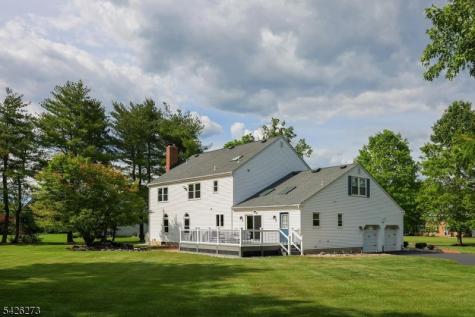 77 Ridgeview Drive Montgomery NJ 08502