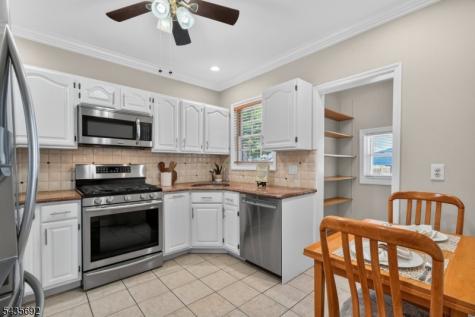 119 Kingston Avenue Hawthorne NJ 07506