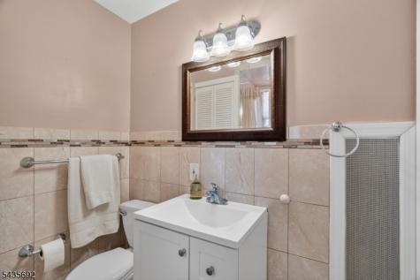 119 Kingston Avenue Hawthorne NJ 07506