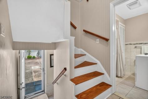 119 Kingston Avenue Hawthorne NJ 07506