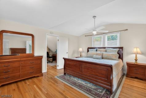 119 Kingston Avenue Hawthorne NJ 07506