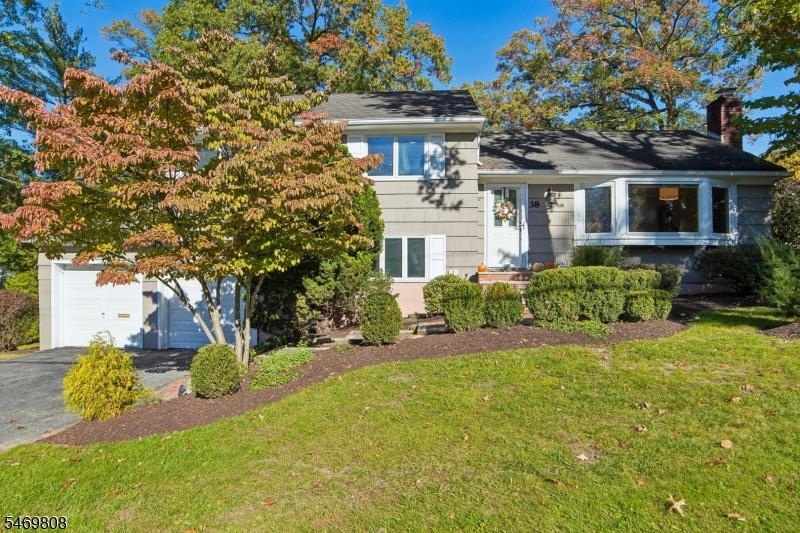 38 W Lawn Road Livingston NJ 07039