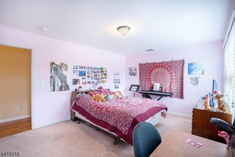 2 Lilac Road Jefferson NJ 07849