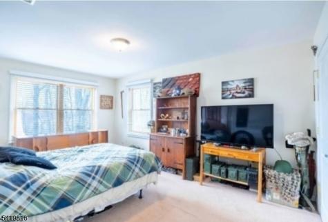 2 Lilac Road Jefferson NJ 07849