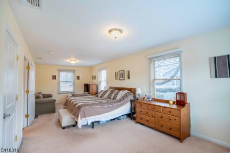 2 Lilac Road Jefferson NJ 07849