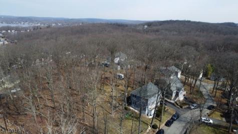 2 Lilac Road Jefferson NJ 07849