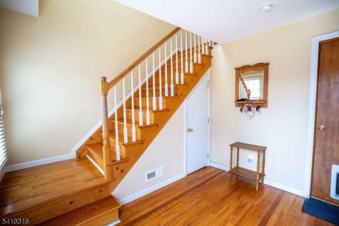2 Lilac Road Jefferson NJ 07849