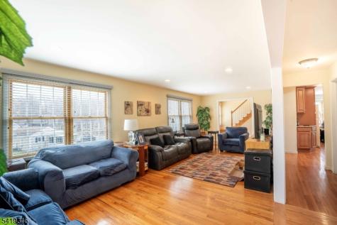 2 Lilac Road Jefferson NJ 07849
