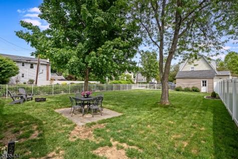 12 Raymond Road Morris NJ 07960