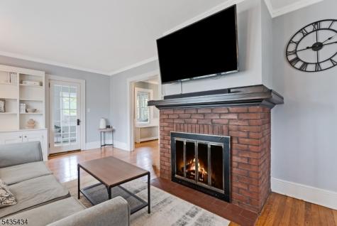 12 Raymond Road Morris NJ 07960