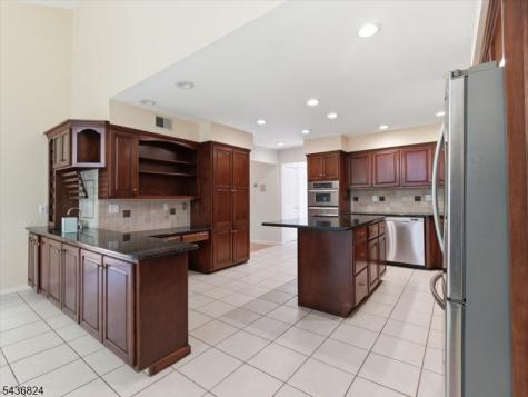 1079 Hoffman Road Bridgewater NJ 08807