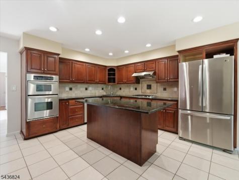 1079 Hoffman Road Bridgewater NJ 08807