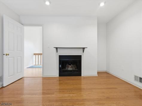 1079 Hoffman Road Bridgewater NJ 08807