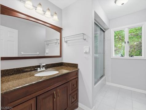 1079 Hoffman Road Bridgewater NJ 08807
