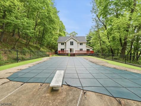 1079 Hoffman Road Bridgewater NJ 08807