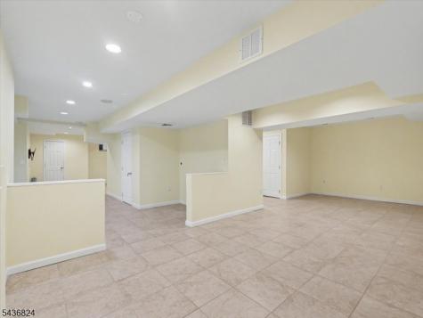 1079 Hoffman Road Bridgewater NJ 08807