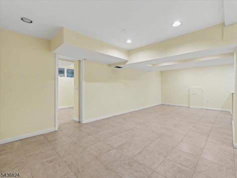 1079 Hoffman Road Bridgewater NJ 08807