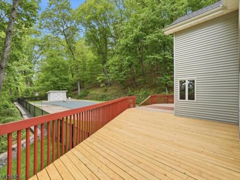 1079 Hoffman Road Bridgewater NJ 08807