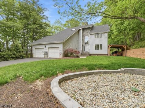1079 Hoffman Road Bridgewater NJ 08807