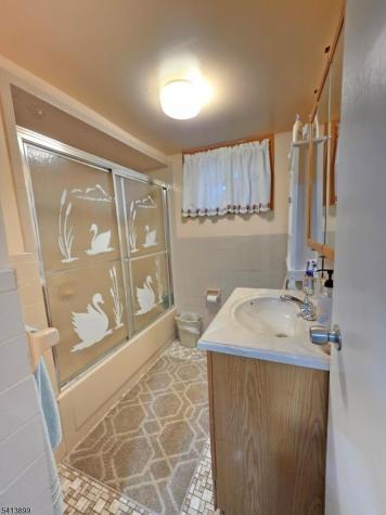 137 Fairbanks Street Hillside NJ 07205