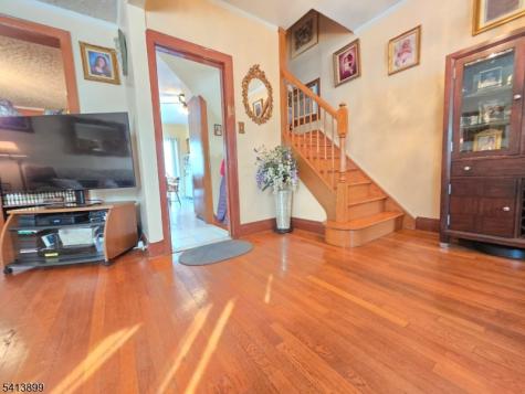 137 Fairbanks Street Hillside NJ 07205