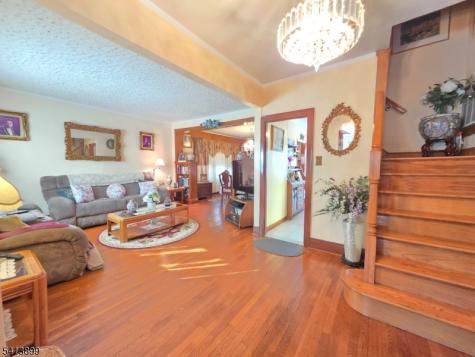 137 Fairbanks Street Hillside NJ 07205