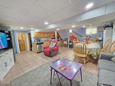 137 Fairbanks Street Hillside NJ 07205