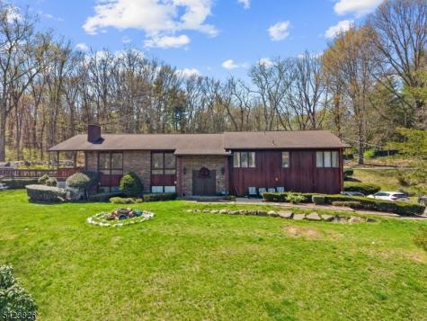 121 Doremus Road West Milford NJ 07438