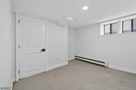 182 N Maple Avenue East Orange NJ 07017