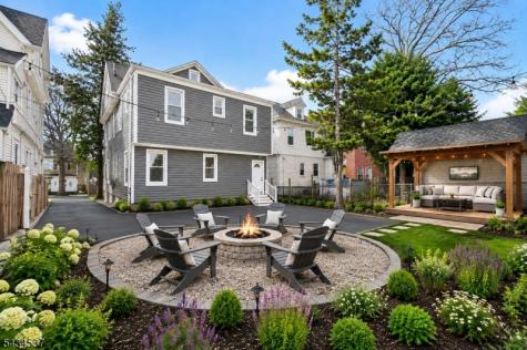 182 N Maple Avenue East Orange NJ 07017