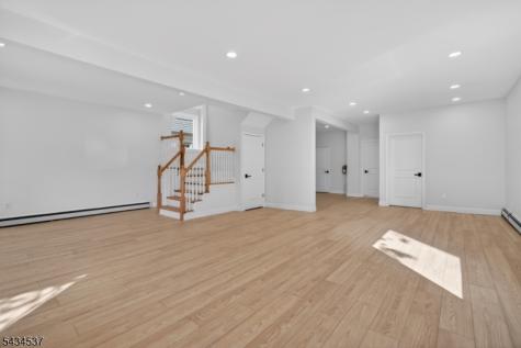 182 N Maple Avenue East Orange NJ 07017