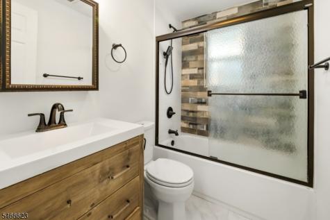 20 Greenwood Avenue Wanaque NJ 07420