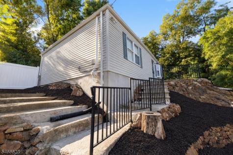 20 Greenwood Avenue Wanaque NJ 07420