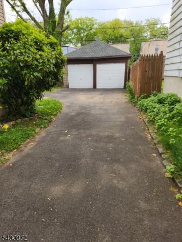 132 Eppirt Street East Orange NJ 07018
