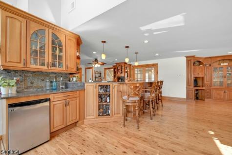 285 Chestnut Ridge Road Woodcliff Lake NJ 07677