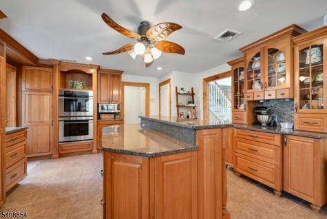 285 Chestnut Ridge Road Woodcliff Lake NJ 07677