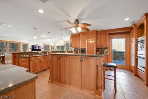 285 Chestnut Ridge Road Woodcliff Lake NJ 07677