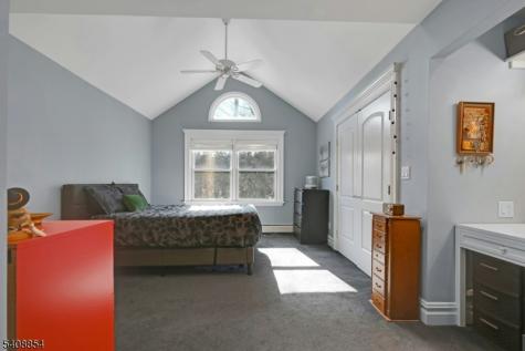 285 Chestnut Ridge Road Woodcliff Lake NJ 07677