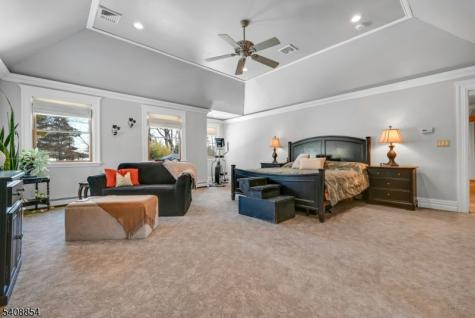 285 Chestnut Ridge Road Woodcliff Lake NJ 07677