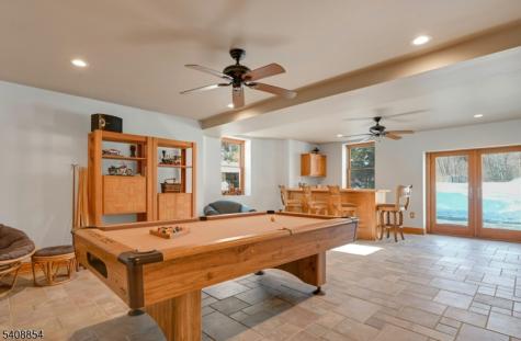 285 Chestnut Ridge Road Woodcliff Lake NJ 07677
