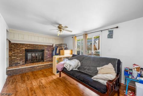 11 Tobyhanna Trail Hopatcong NJ 07843