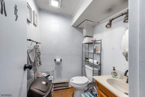 11 Tobyhanna Trail Hopatcong NJ 07843